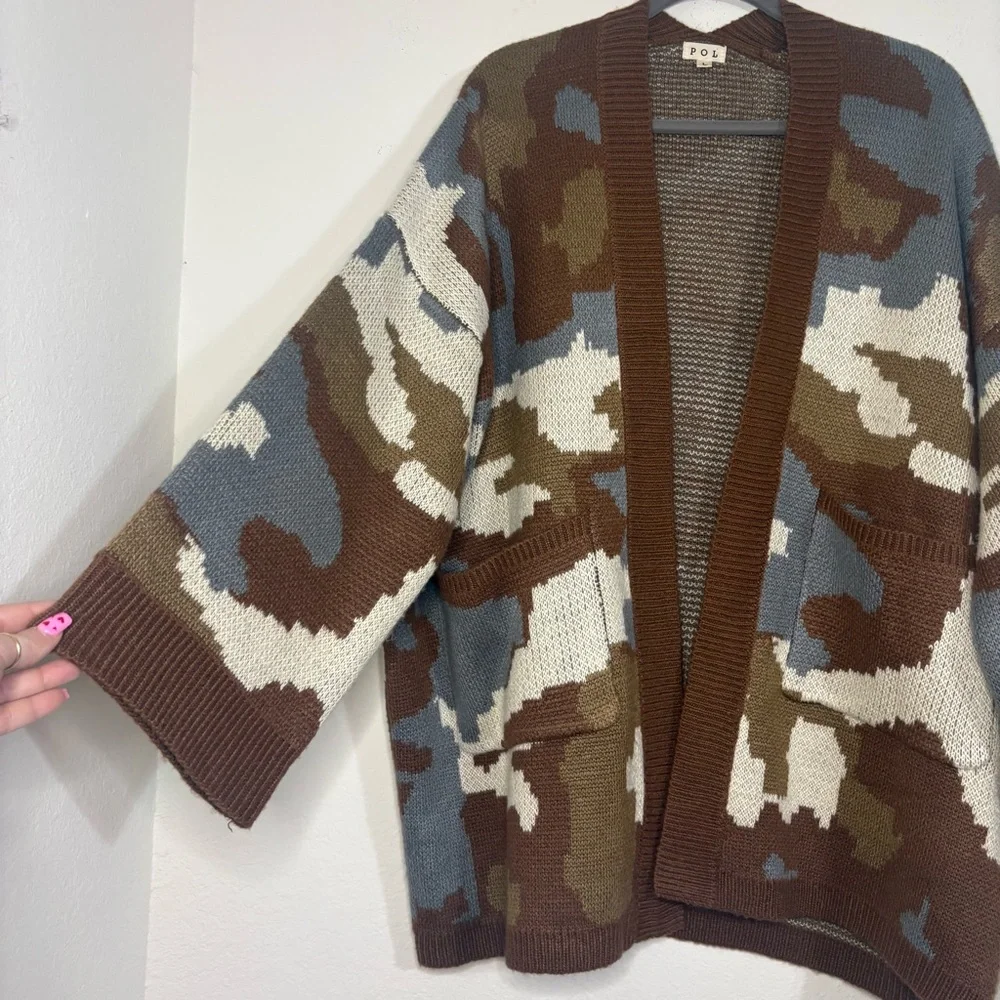 POL Neutral Camouflage open cardigan brown and blue with front pockets size L
